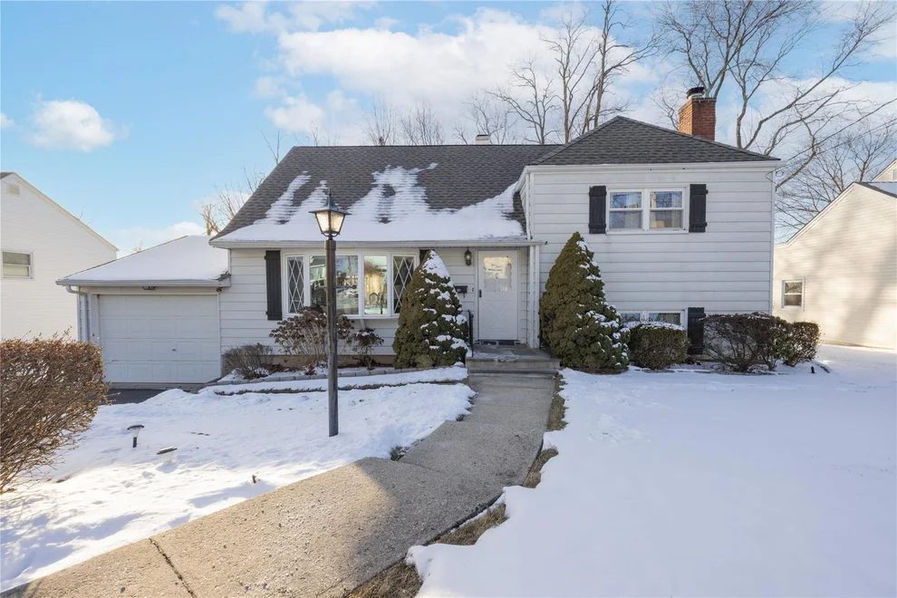 Unit for sale at 14 Montclair Road, Yonkers, NY 10710