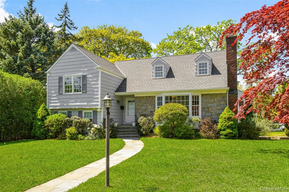 Unit for sale at 850 Soundview Drive, Mamaroneck, NY 10543