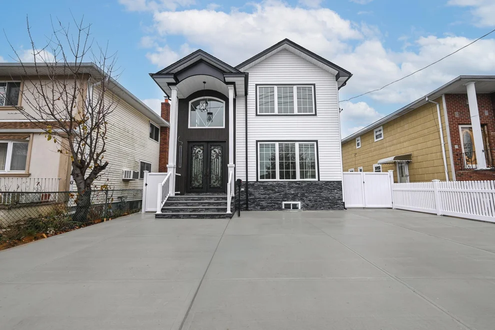 Unit for sale at 118 Clement Avenue, Hempstead, NY 11003