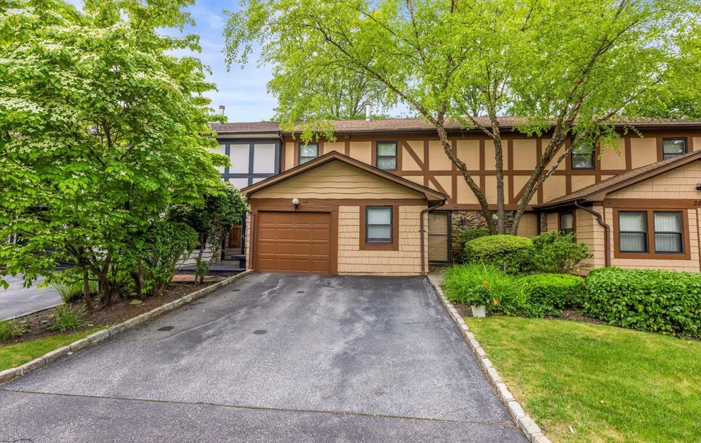 Unit for sale at 24 Hampton Court, Oyster Bay, NY 11797