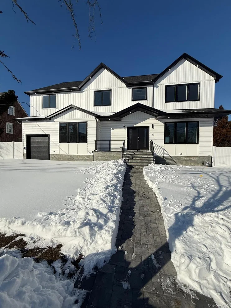 Unit for sale at 1000 Clark Place, Hempstead, NY 11598