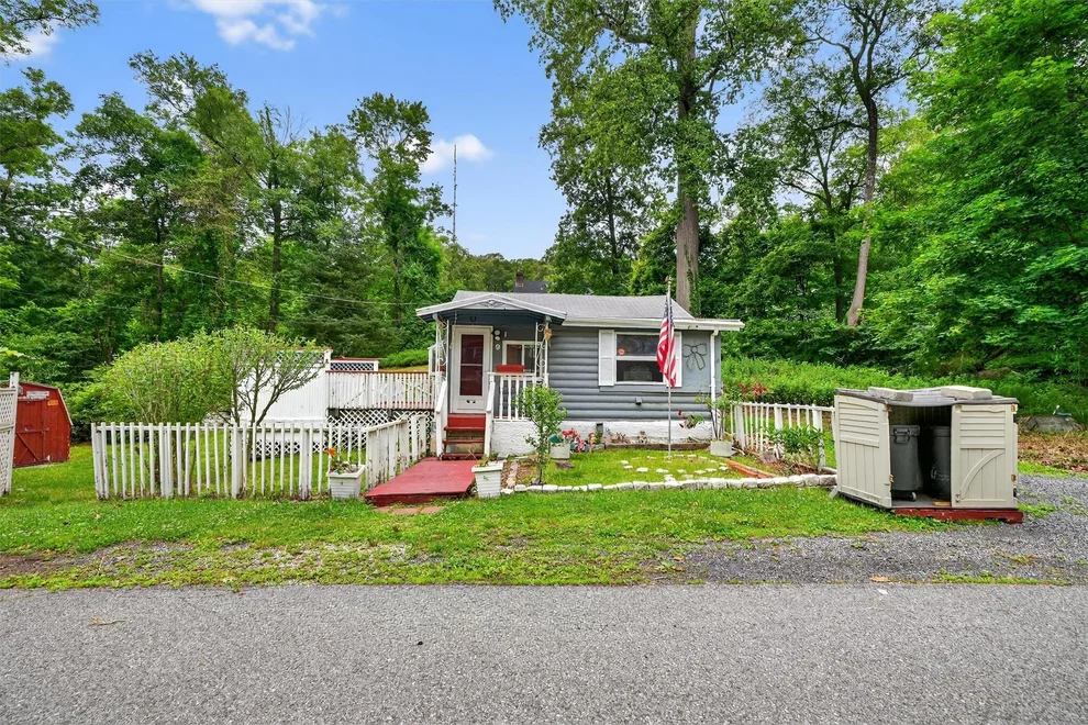 Unit for sale at 9 Mimosa Street, Putnam Valley, NY 10537