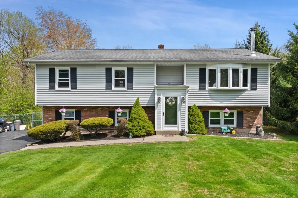Unit for sale at 3262 Stony Street, Yorktown, NY 10547