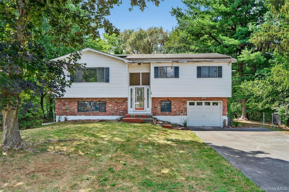 Unit for sale at 12 Westminister Drive, Middletown, NY 10940