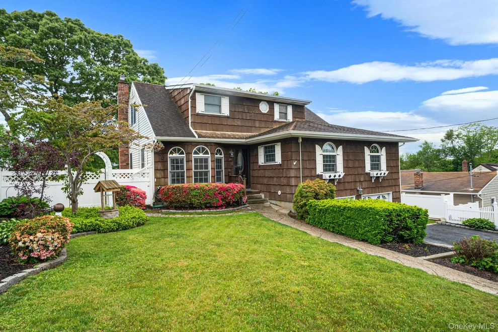 Unit for sale at 16 Carston Street, Brookhaven, NY 11784