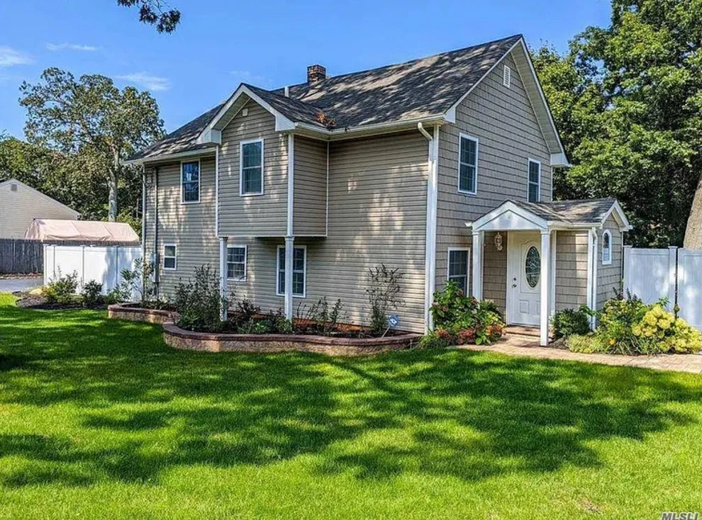 Unit for sale at 50 Webster Avenue, Brookhaven, NY 11779