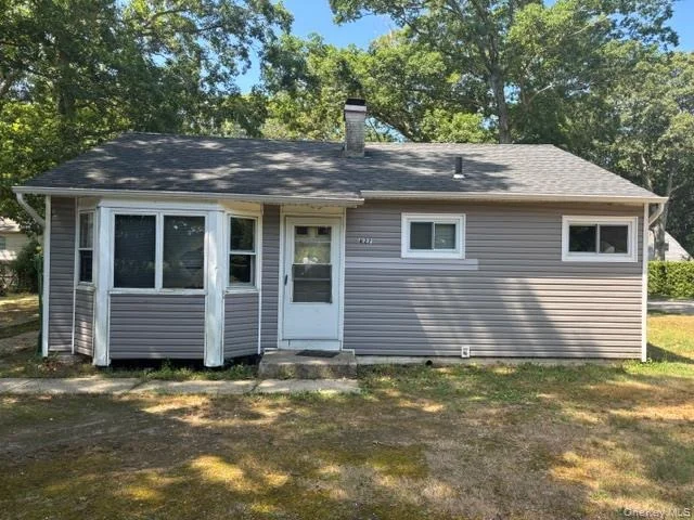 Unit for sale at 427 Doctors Path, Riverhead, NY 11901