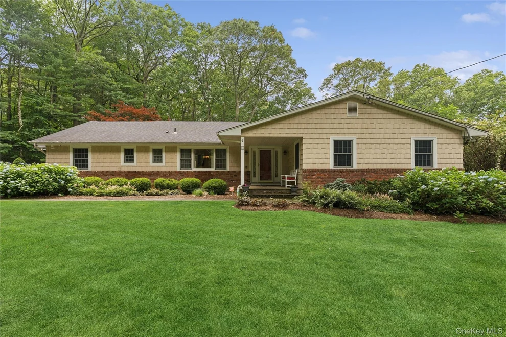 Unit for sale at 35 Woodvale Drive, Oyster Bay, NY 11791