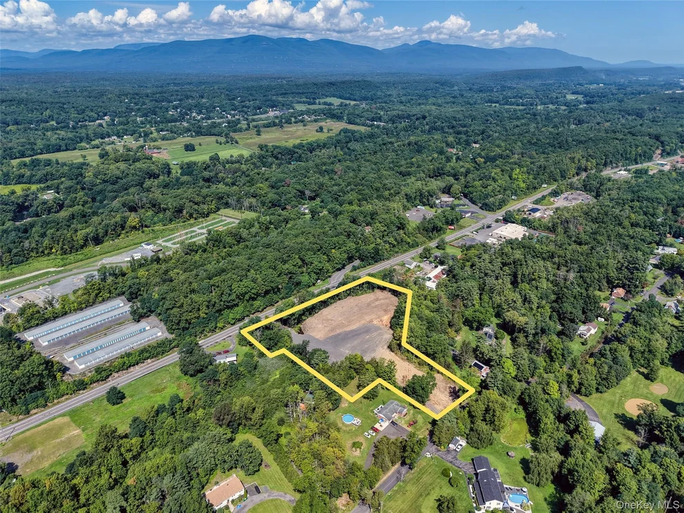 Unit for sale at 2286 Route 9W, Ulster, NY 12477