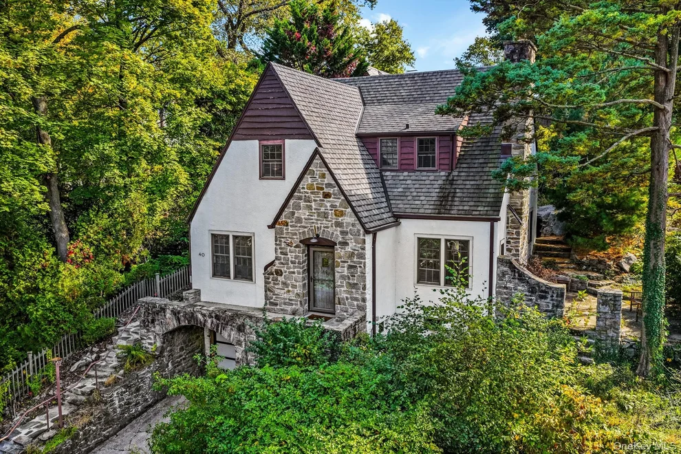 Unit for sale at 40 Holland Place, Greenburgh, NY 10530