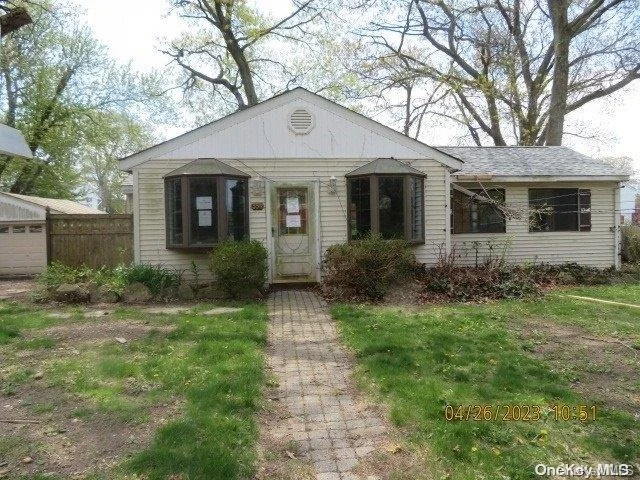 Unit for sale at 354 Wildwood Road, Islip, NY 11779