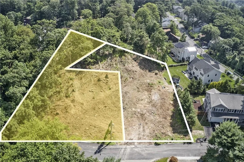 Unit for sale at 14 Shady Road, Greenburgh, NY 10502
