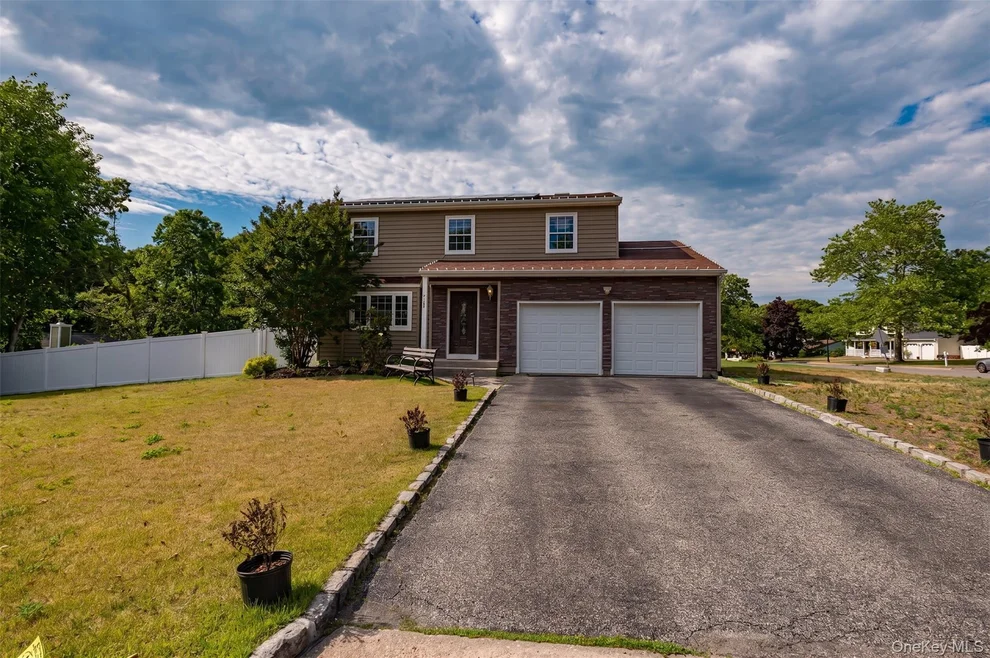 Unit for sale at 7 Howard Street, Brookhaven, NY 11784