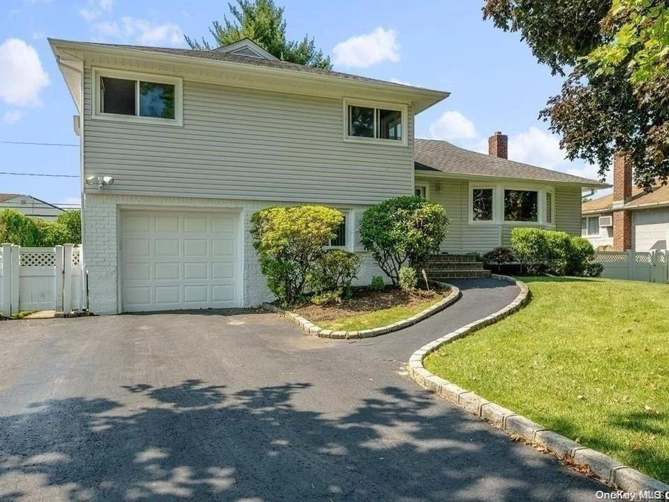Unit for sale at 236 Wyngate Drive, Oyster Bay, NY 11758