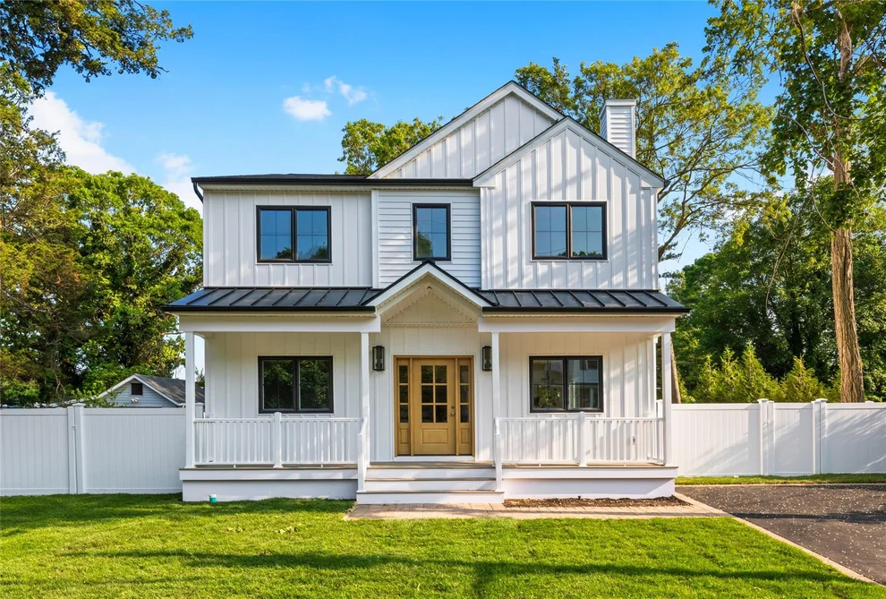 Unit for sale at 206 Muriel Street, Islip, NY 11741