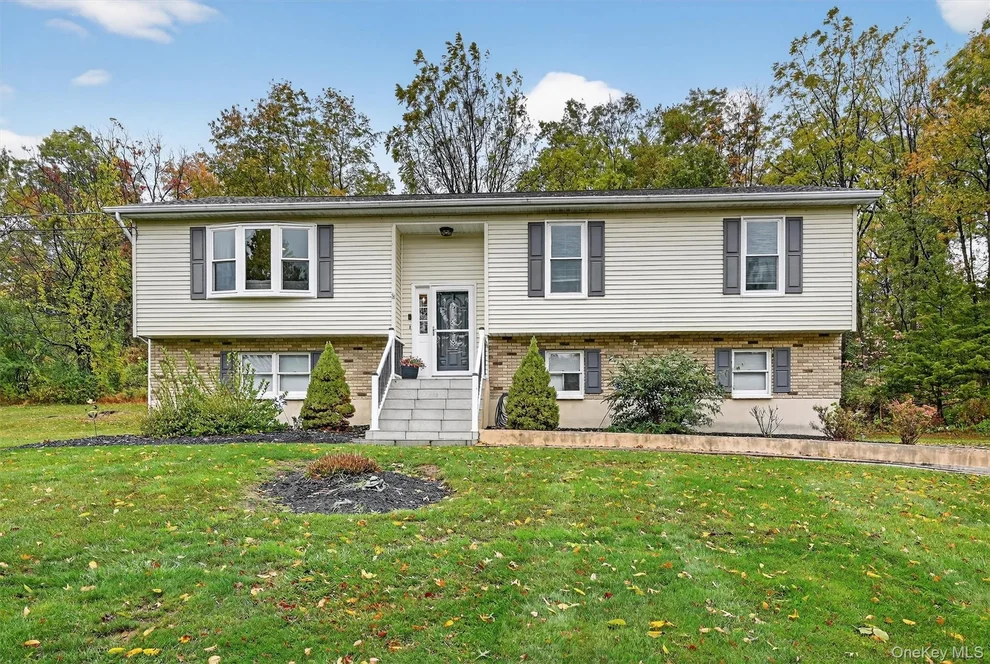 Unit for sale at 475 Lower Road, Minisink, NY 10998