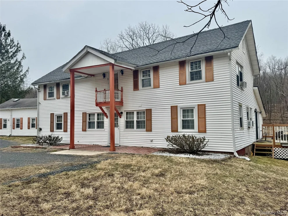 Unit for sale at 1 Royal Acres Drive, Mount Hope, NY 10940