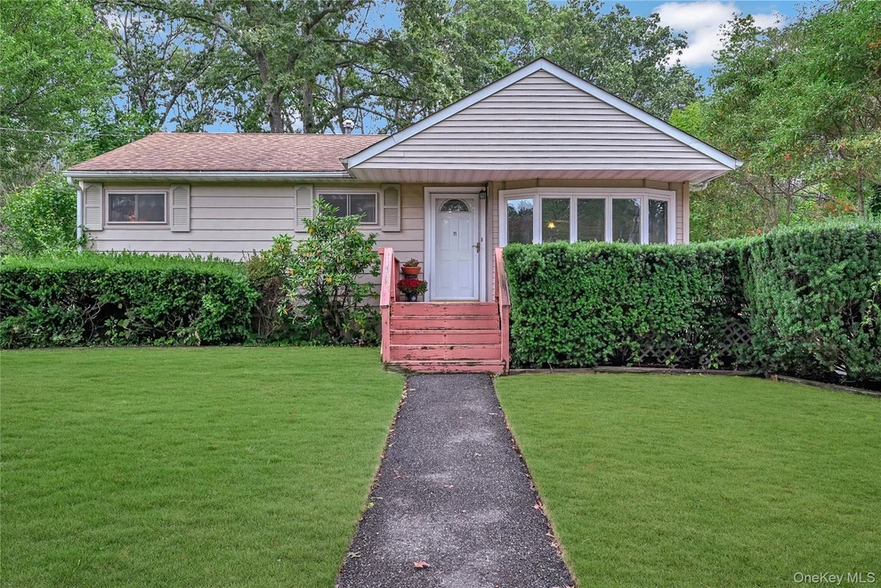 Unit for sale at 11 Fox Lane, Brookhaven, NY 11786