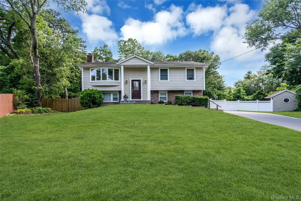 Unit for sale at 4 Dale Court, Islip, NY 11788