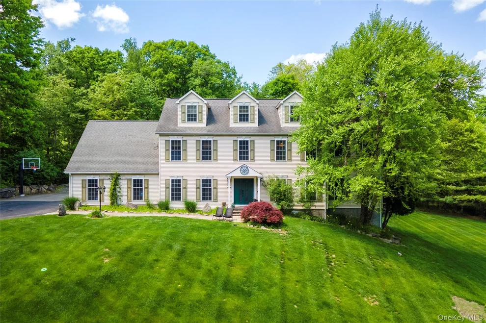 Unit for sale at 37 Sheryl Lane, Carmel, NY 10541