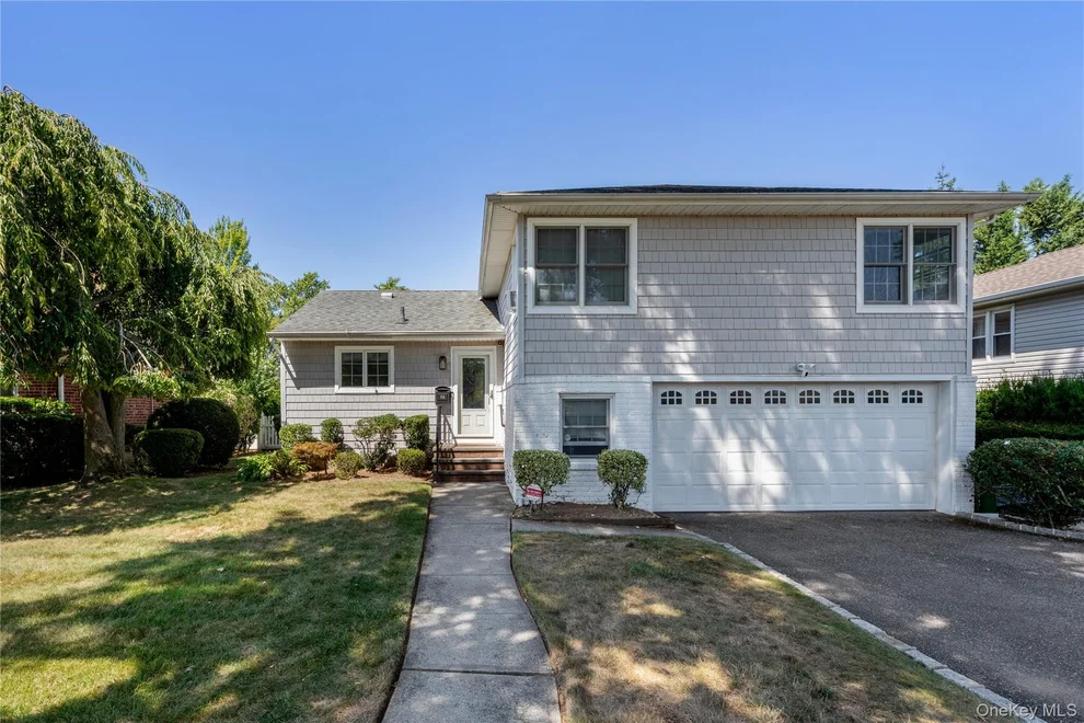 Unit for sale at 106 Hayes Street, Hempstead, NY 11530