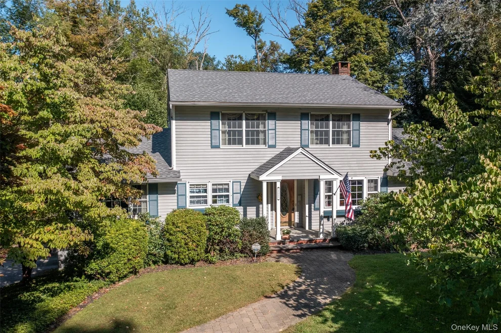 Unit for sale at 102 Stream Lane, Pleasant Valley, NY 12569