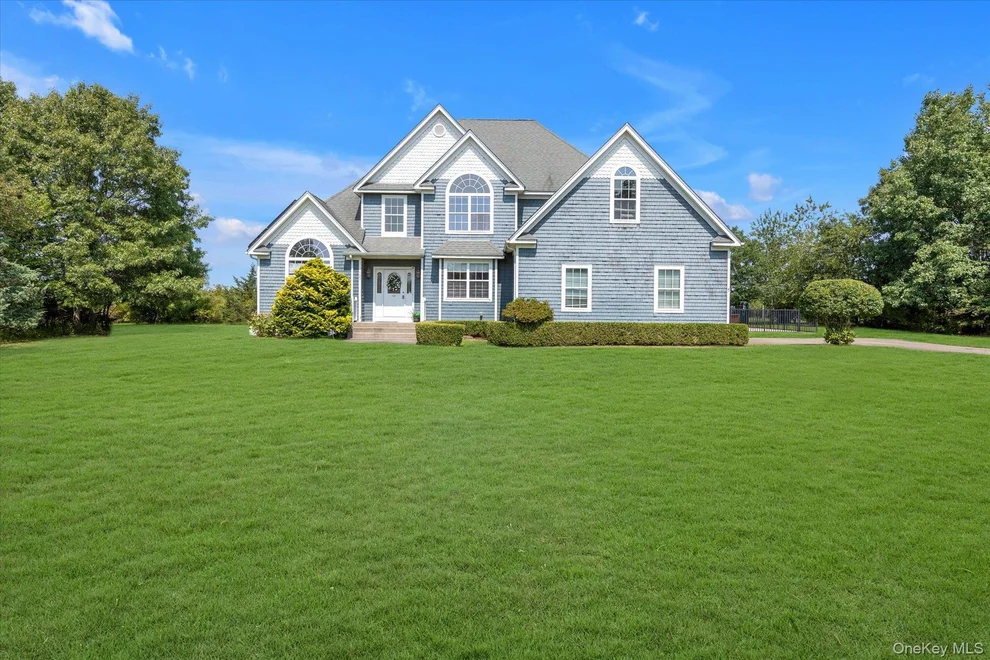 Unit for sale at 723 Doctors Path Estates, Riverhead, NY 11901