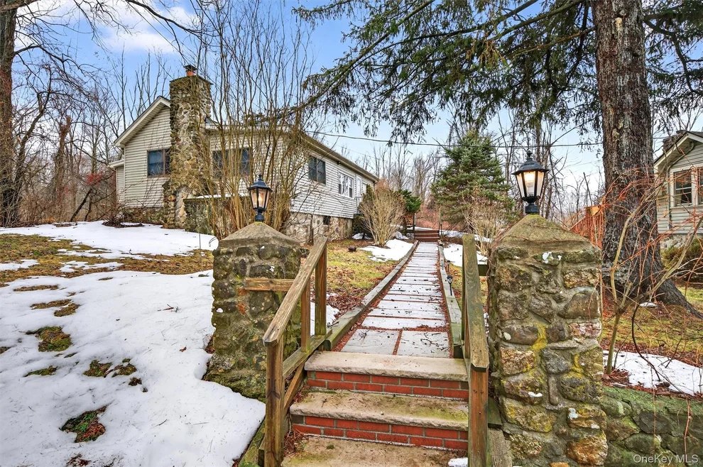 Unit for sale at 307 Gibson Hill Road, Chester Town, NY 10918