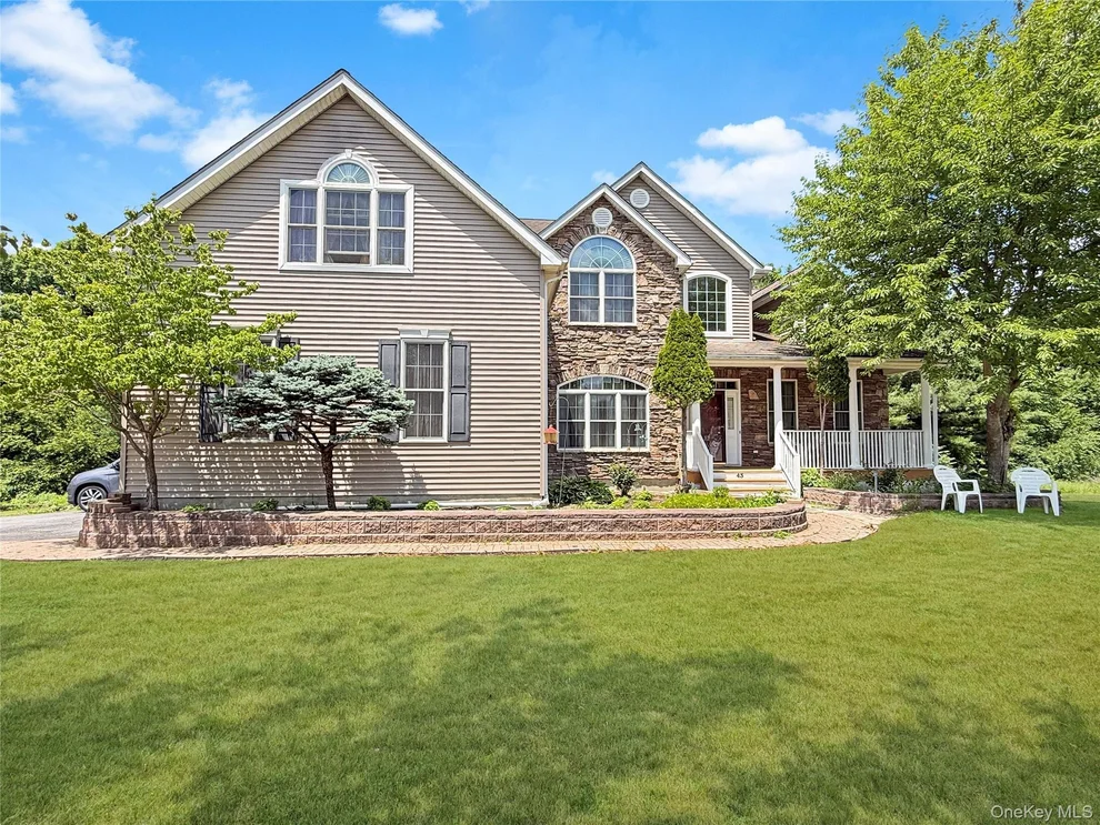 Unit for sale at 43 Regency Drive, Poughkeepsie (Town), NY 12603