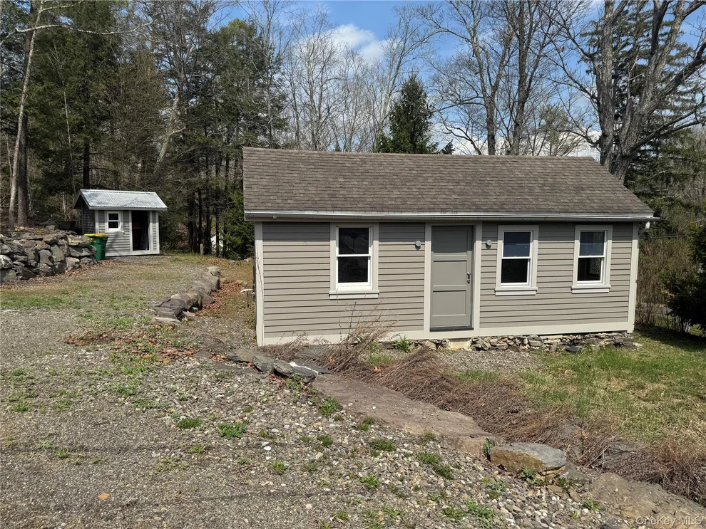 Unit for sale at 1810 Sawkill Park Road, Kingston (Town), NY 12401