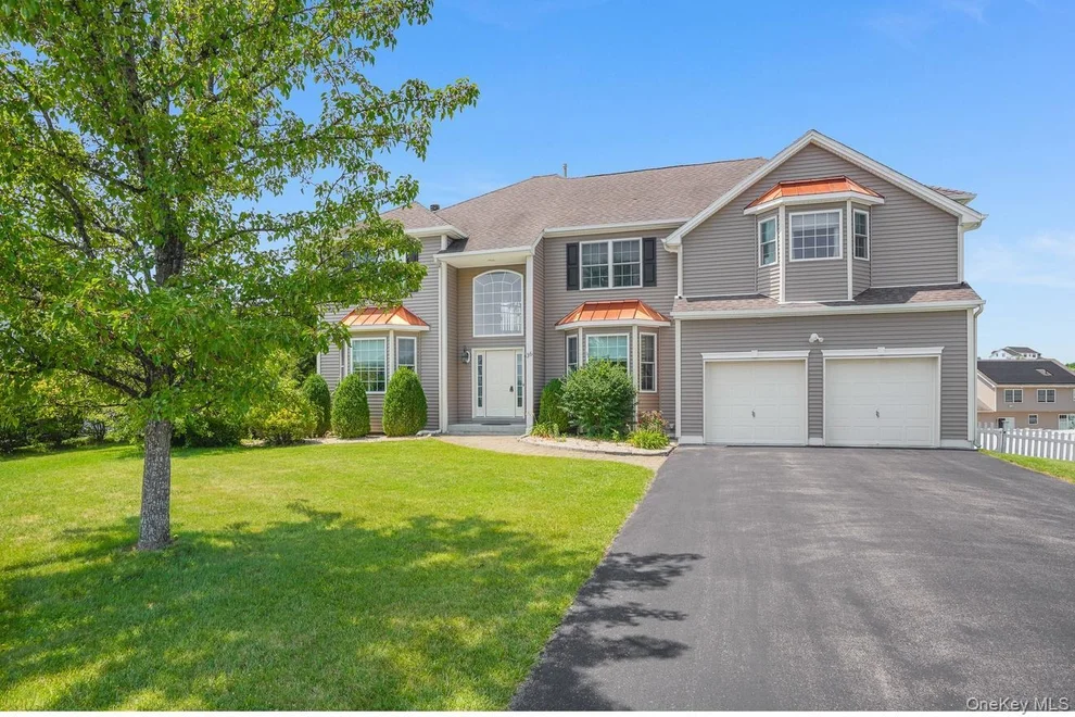 Unit for sale at 36 Thames Road, Poughkeepsie (Town), NY 12603