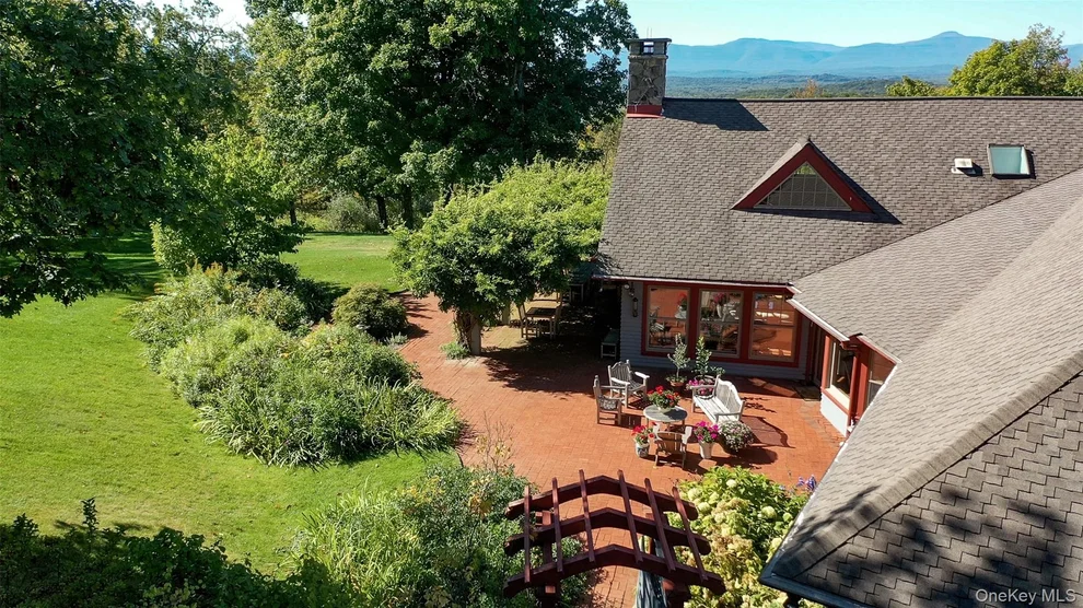 Unit for sale at 926 Turkey Hill Road, Milan, NY 12571