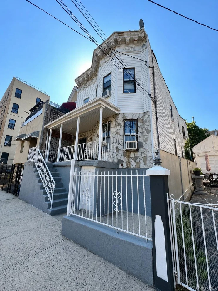 Unit for sale at 1819 Waterloo Place, New York, NY 10460