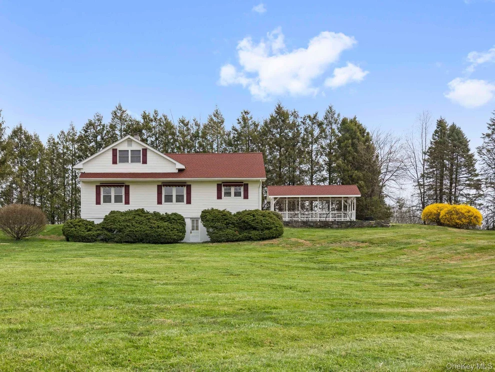 Unit for sale at 5 Shari, Marlboro, NY 12542
