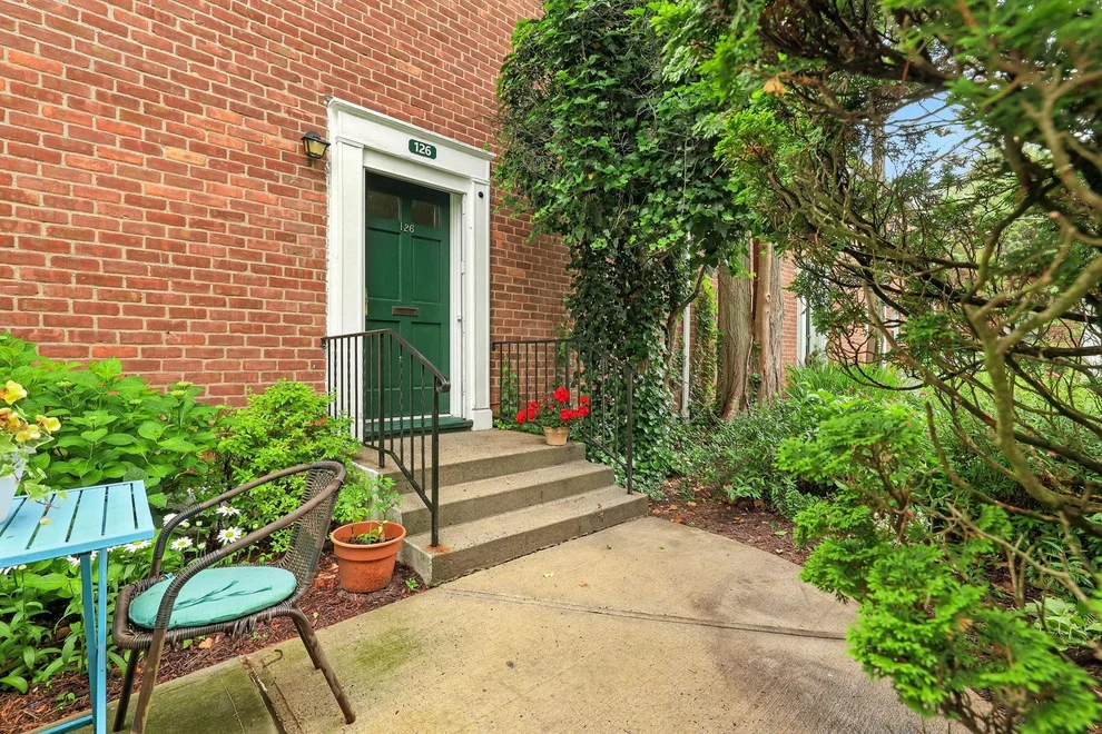 Unit for sale at 11 Fieldstone Drive, Greenburgh, NY 10530