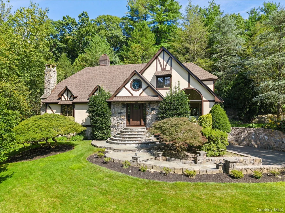 Unit for sale at 16 Shady Lane, Greenburgh, NY 10533
