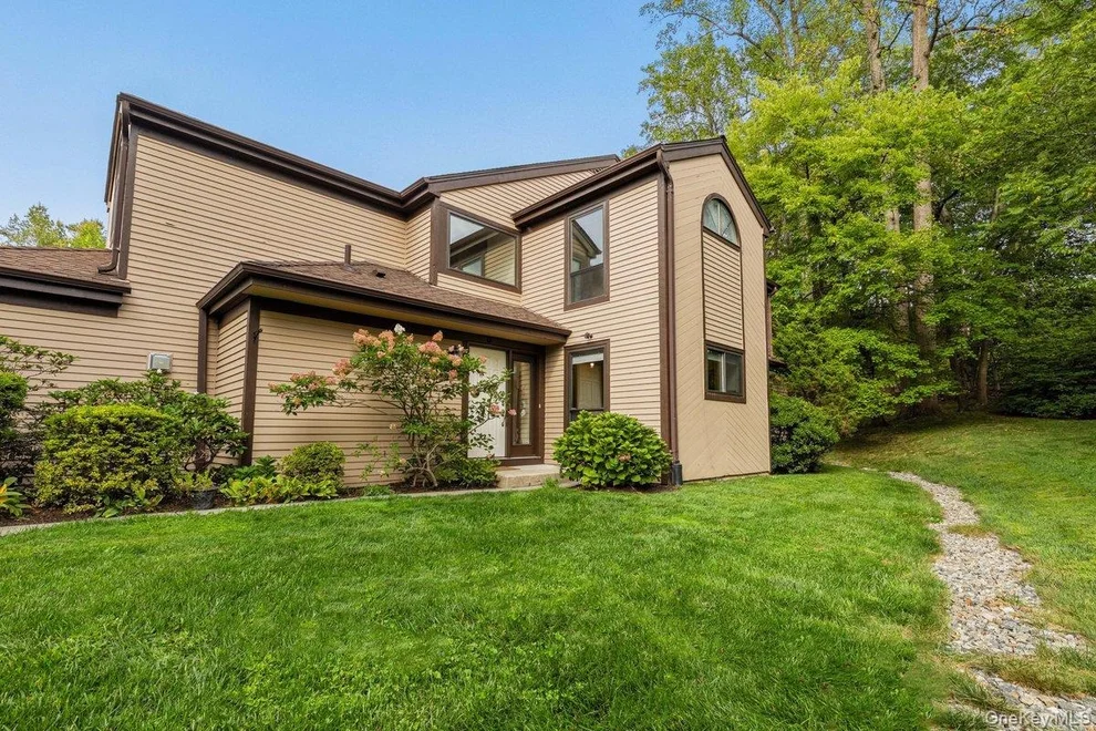 Unit for sale at 26 Fawn Court, Ossining, NY 10562