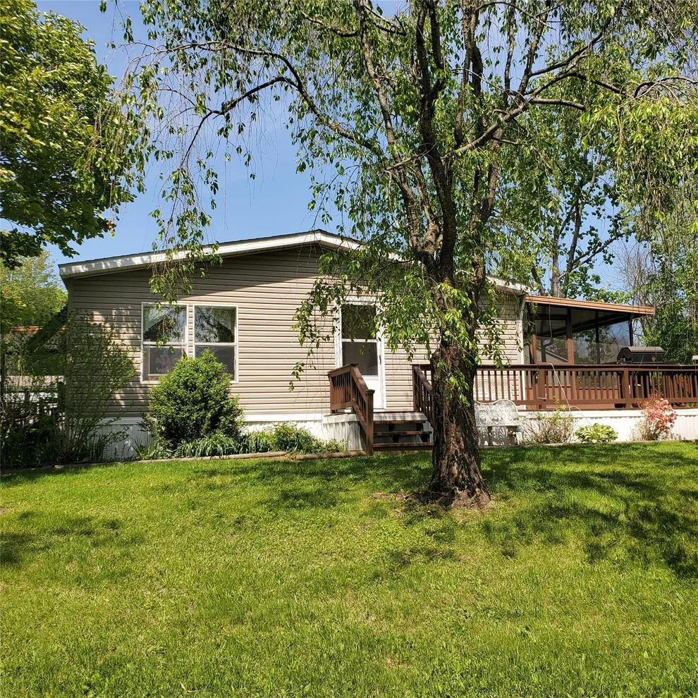Unit for sale at 1040 Violet Avenue, Hyde Park, NY 12538