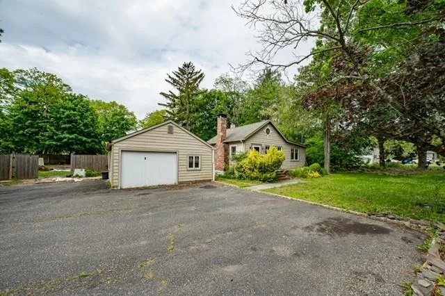 Unit for sale at 538 Canal Road, Brookhaven, NY 11766