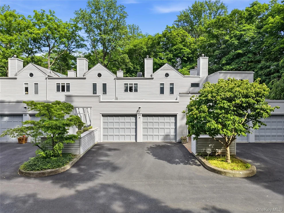 Unit for sale at 29 Beechwood Way, Ossining, NY 10510