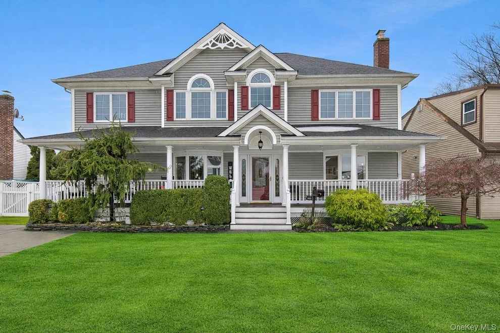 Unit for sale at 922 Leeds Drive, Hempstead, NY 11710