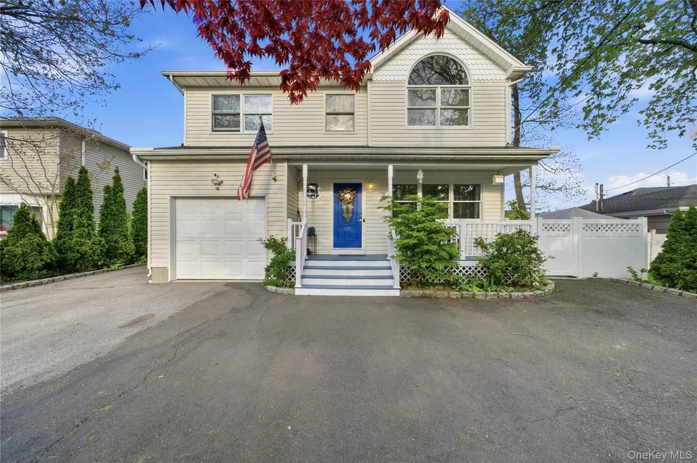 Unit for sale at 695 Higbie Lane, Islip, NY 11795