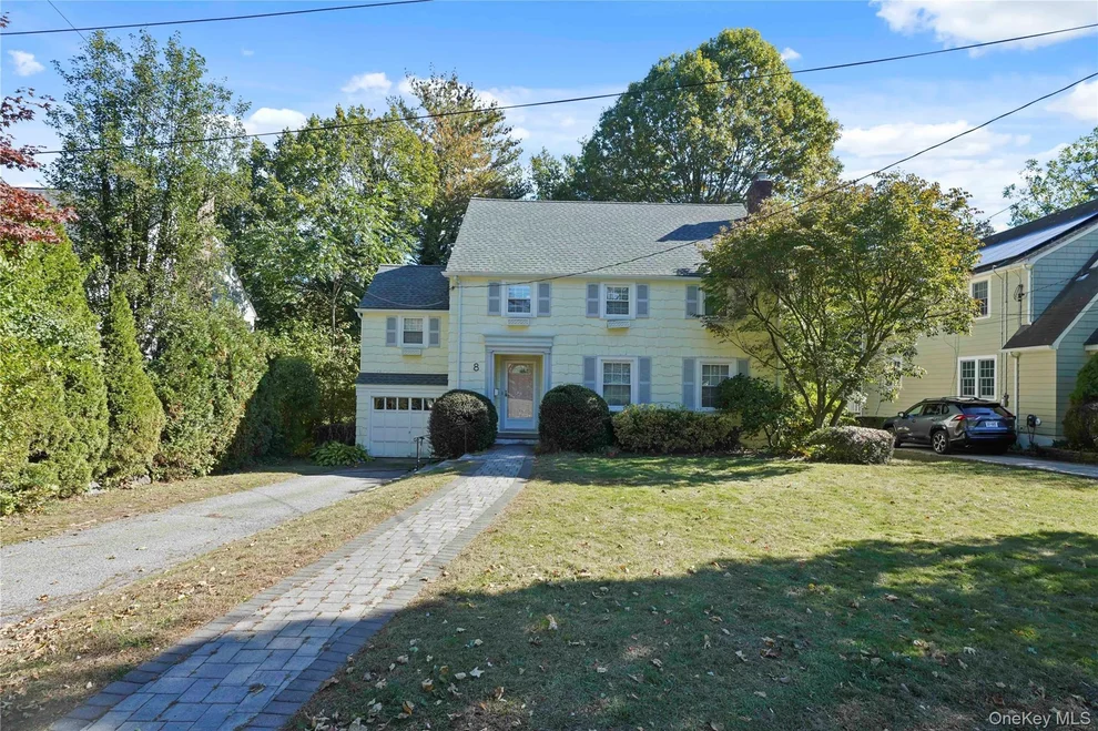 Unit for sale at 8 Craven Lane, White Plains, NY 10605