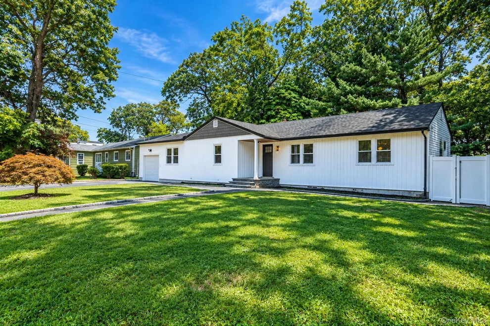 Unit for sale at 93 Putnam Avenue, West Babylon, NY 11704