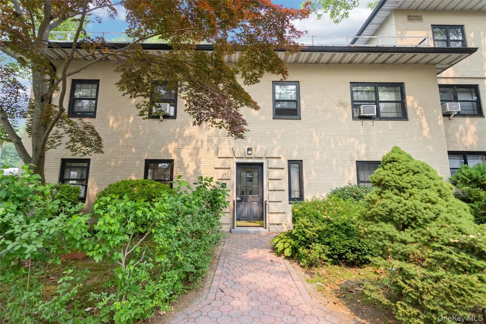 Unit for sale at 15 Field End Lane, Eastchester, NY 10709