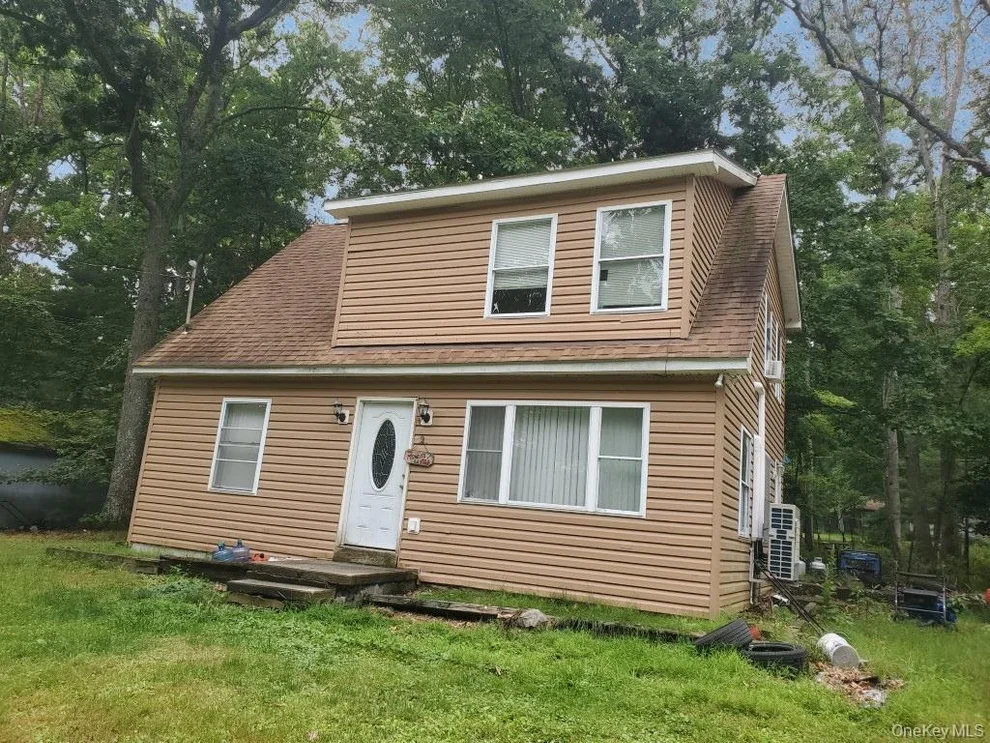 Unit for sale at 21 Minisink Trail, Lumberland, NY 12737