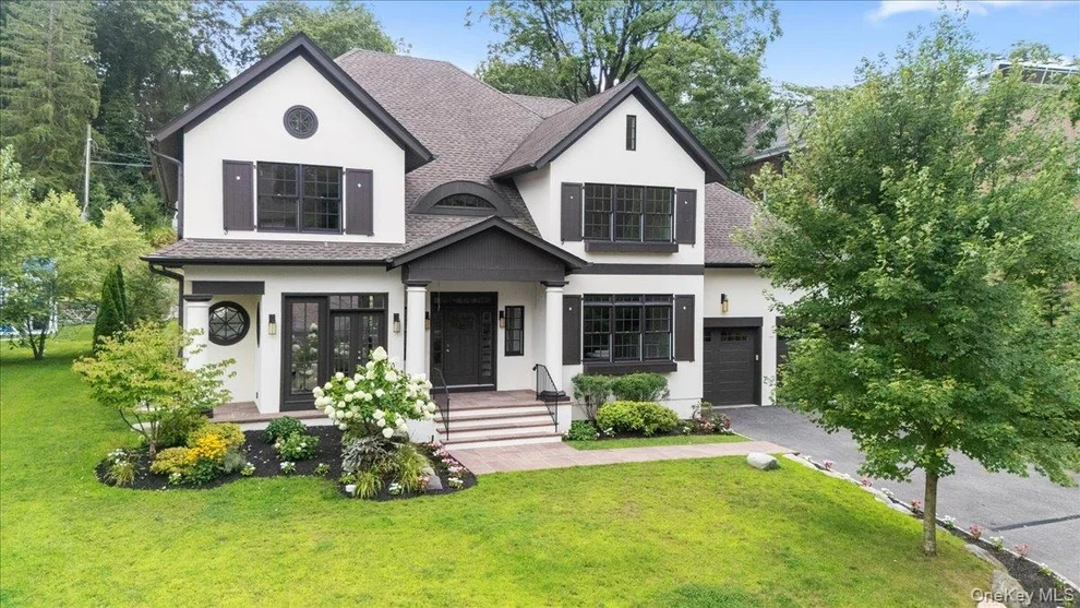 Unit for sale at 4 Locust Lane, Scarsdale, NY 10583