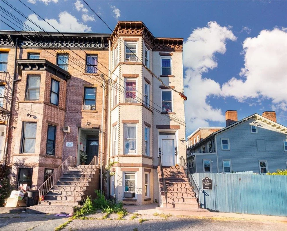 Unit for sale at 6 Farrington Street, Newburgh (City), NY 12550