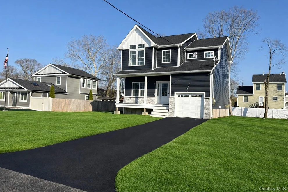Unit for sale at 7 Edgewater Drive, Brookhaven, NY 11951