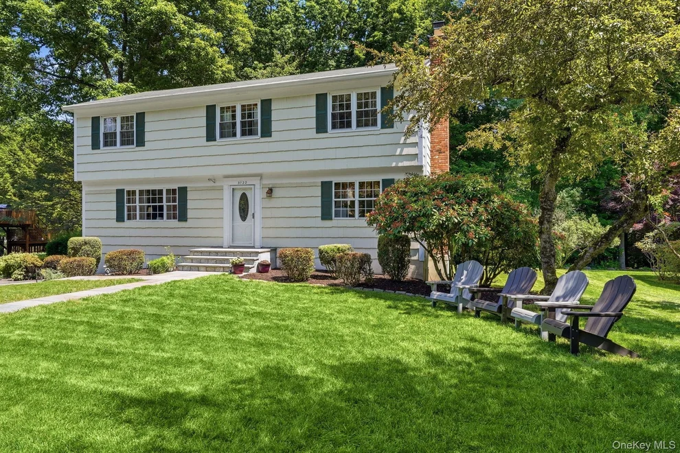 Unit for sale at 3122 Poplar Street, Yorktown, NY 10598